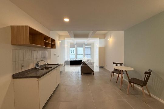 Apartamento para alugar com 1 quarto, 49m² em República, São Paulo
