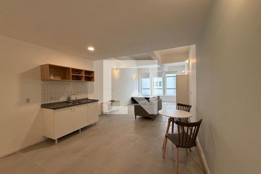 Apartamento para alugar com 1 quarto, 49m² em República, São Paulo