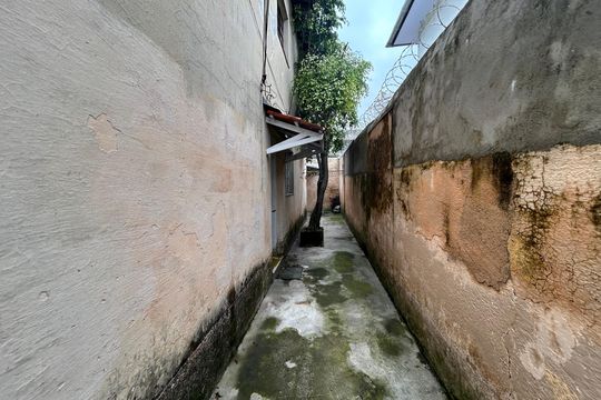 Quintal e corredor de casa para alugar com 1 quarto, 50m² em Vila Cruzeiro, São Paulo