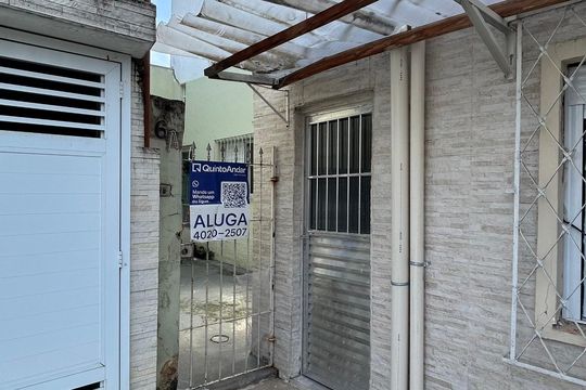 Fachada de casa para alugar com 1 quarto, 50m² em Vila Cruzeiro, São Paulo