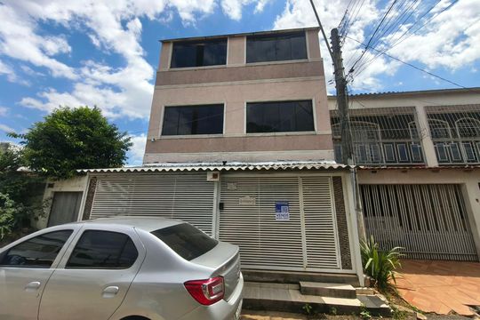 Casa à venda com 4 quartos, 90m² em Samambaia 5, Brasília