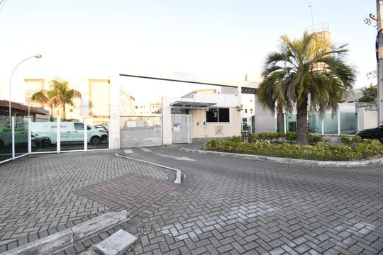 Fachada de apartamento para alugar com 2 quartos, 47m² em Ouro Fino, São José dos Pinhais