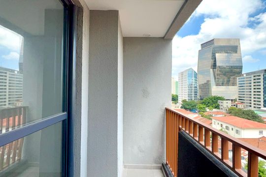 Varanda de kitnet/studio à venda com 1 quarto, 26m² em Pinheiros, São Paulo
