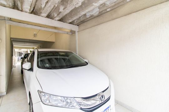 Garagem de casa à venda com 3 quartos, 232m² em Jardim Eusonia, Guarulhos