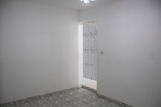 Sala de casa para alugar com 2 quartos, 120m² em Cidade Tiradentes, São Paulo