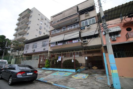 Fachada do Prédio de apartamento à venda com 2 quartos, 96m² em Olaria, Rio de Janeiro