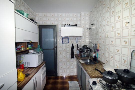 Cozinha de apartamento à venda com 2 quartos, 96m² em Olaria, Rio de Janeiro