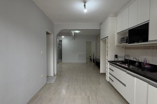 Casa para alugar com 2 quartos, 70m² em Vila America, Carapicuíba