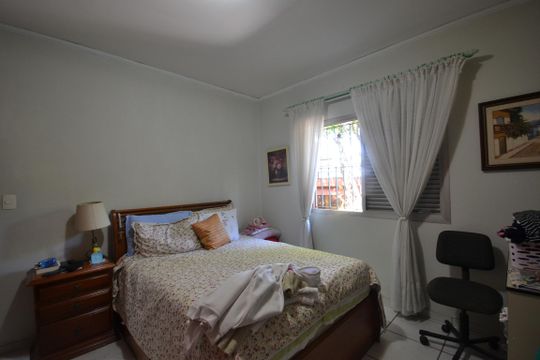 Quarto 3 de casa para alugar com 4 quartos, 230m² em Instituto de Previdencia, São Paulo