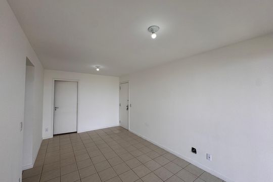 Sala de apartamento à venda com 2 quartos, 74m² em Recreio dos Bandeirantes, Rio de Janeiro