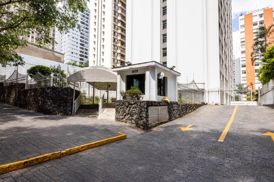 Fachada de apartamento para alugar com 1 quarto, 30m² em Jardim Paulista, São Paulo