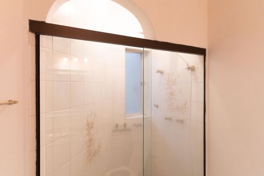 Banheiro da Suíte 3 de casa para alugar com 4 quartos, 350m² em Cursino, São Paulo