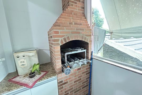 Churrasqueira de casa para alugar com 1 quarto, 70m² em Vila Valqueire, Rio de Janeiro