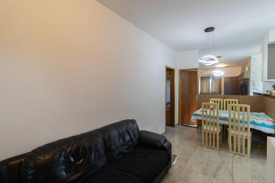 Sala e Cozinha de apartamento para alugar com 2 quartos, 42m² em Cidade Líder, São Paulo