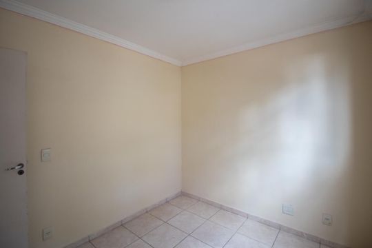 Quarto 1 de apartamento à venda com 2 quartos, 66m² em Cabral, Contagem