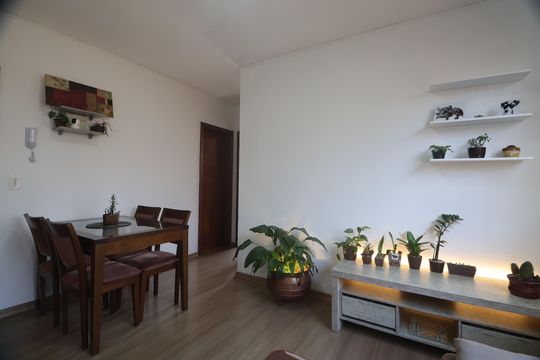 Apartamento à venda com 2 quartos, 50m² em Olaria, Canoas