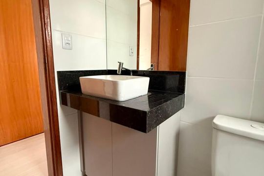Banheiro social de apartamento à venda com 1 quarto, 30m² em Parque da Vila Prudente, São Paulo