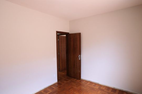 Quarto de apartamento para alugar com 2 quartos, 65m² em Santa Ines, Belo Horizonte