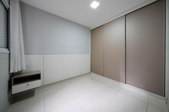 Quarto de apartamento à venda com 1 quarto, 34m² em Vila Santa Teresa, São Paulo