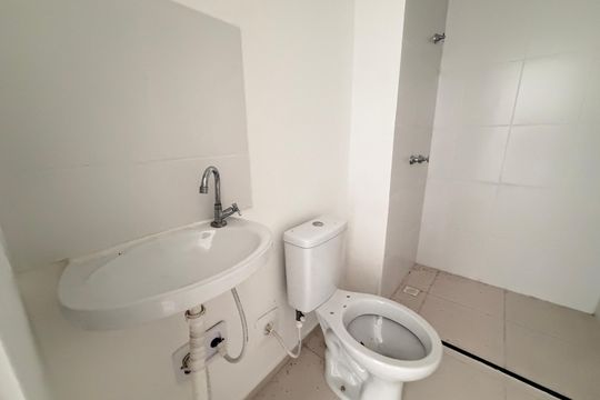 Banheiro de apartamento para alugar com 2 quartos, 43m² em Mooca, São Paulo