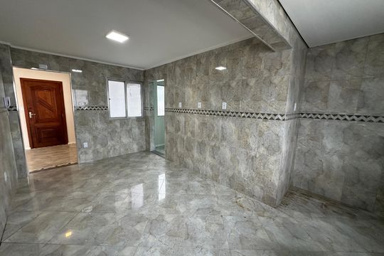 Cozinha de apartamento para alugar com 3 quartos, 128m² em Centro, São Vicente