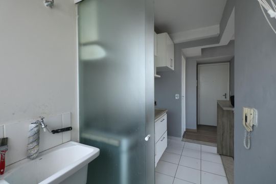 Área de Serviço de apartamento para alugar com 2 quartos, 45m² em Canhema, Diadema