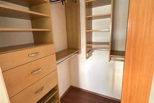 Quarto de apartamento para alugar com 2 quartos, 61m² em Paraíso do Morumbi, São Paulo