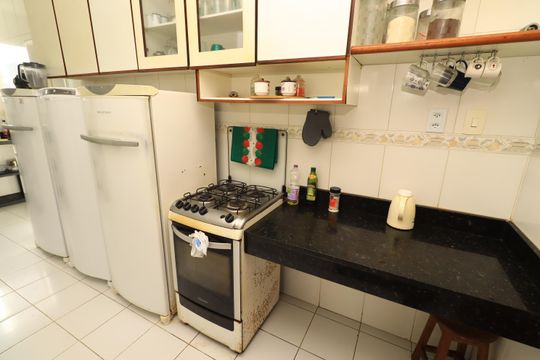 Cozinha de apartamento para alugar com 3 quartos, 103m² em Imbuí, Salvador