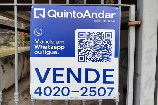 Fachada de casa à venda com 2 quartos, 80m² em Vila Robertina, São Paulo