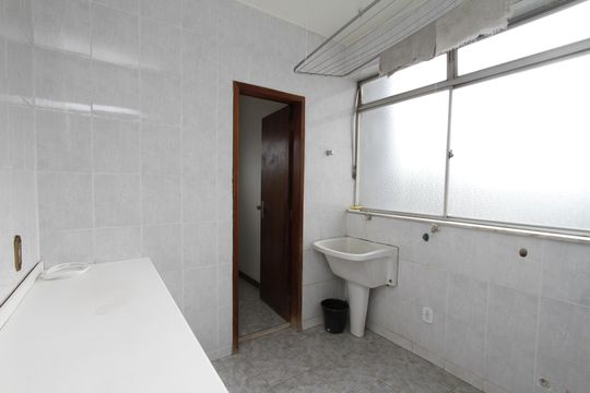 Área de Serviço de apartamento à venda com 3 quartos, 165m² em Coração Eucarístico, Belo Horizonte