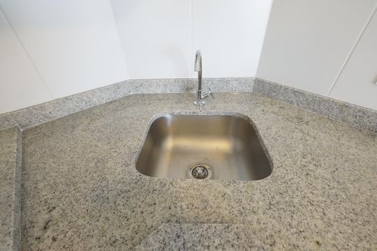 Cozinha de apartamento para alugar com 2 quartos, 39m² em Liberdade, São Paulo