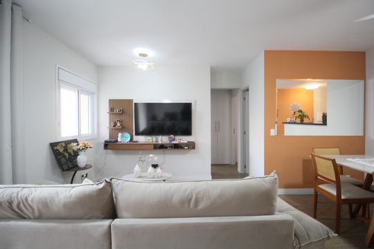 Sala de apartamento à venda com 2 quartos, 66m² em Vila Suzana, São Paulo