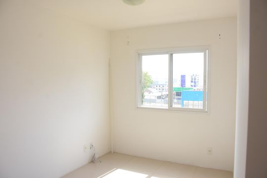 Sala de apartamento para alugar com 2 quartos, 58m² em Vila Monte Carlo, Cachoeirinha