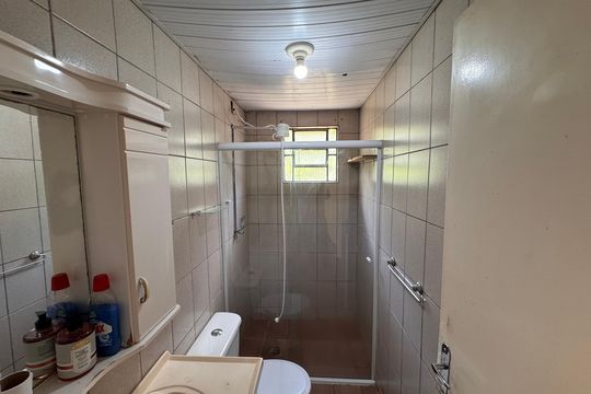 Banheiro de apartamento para alugar com 2 quartos, 50m² em Jardim Rio das Pedras, Cotia