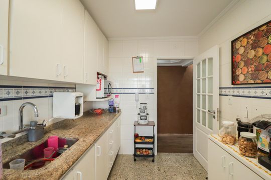 Cozinha de apartamento à venda com 2 quartos, 120m² em Carandiru, São Paulo