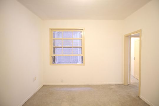 Apartamento à venda com 3 quartos, 77m² em Floresta, Porto Alegre