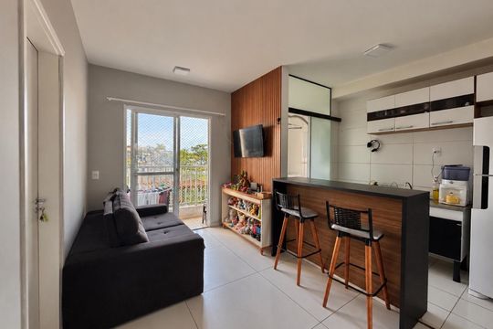 Apartamento à venda com 2 quartos, 47m² em Quitaúna, Osasco