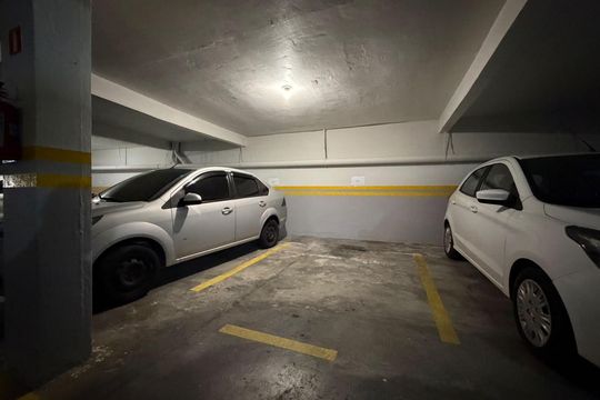 Garagem de apartamento para alugar com 1 quarto, 36m² em Centro, Curitiba