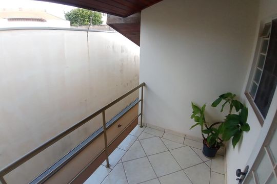 Varanda de casa à venda com 3 quartos, 166m² em Jardim Primavera, Americana