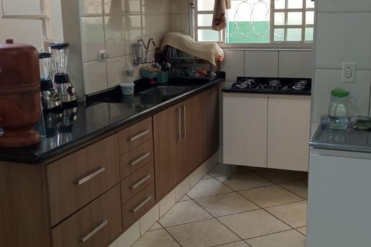 Cozinha de casa à venda com 3 quartos, 166m² em Jardim Primavera, Americana