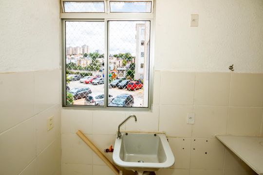 Área de Serviço de apartamento para alugar com 2 quartos, 48m² em Santa Amelia, Belo Horizonte