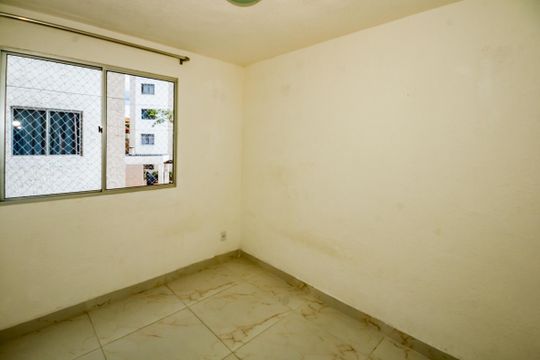Quarto 2 de apartamento para alugar com 2 quartos, 48m² em Santa Amelia, Belo Horizonte