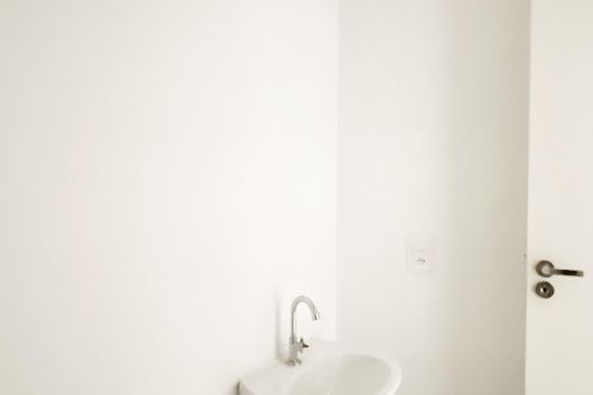 Banheiro de apartamento para alugar com 2 quartos, 40m² em Itaquera, São Paulo