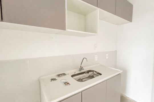Cozinha de apartamento para alugar com 2 quartos, 40m² em Itaquera, São Paulo