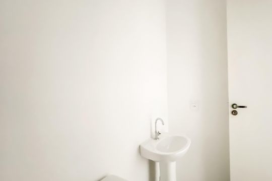 Banheiro de apartamento para alugar com 2 quartos, 40m² em Itaquera, São Paulo