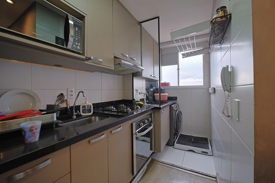Cozinha de apartamento à venda com 2 quartos, 41m² em Vila Penteado, São Paulo