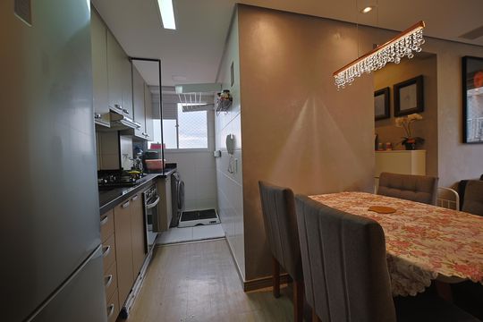 Cozinha de apartamento à venda com 2 quartos, 41m² em Vila Penteado, São Paulo