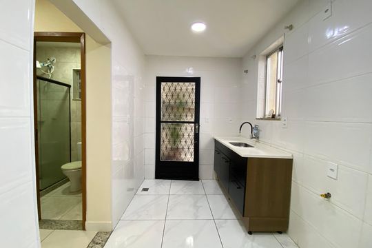 Apartamento para alugar com 2 quartos, 75m² em Todos Os Santos, Rio de Janeiro