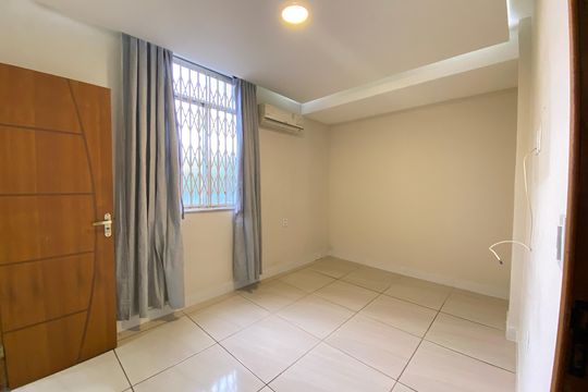 Apartamento para alugar com 2 quartos, 75m² em Todos Os Santos, Rio de Janeiro