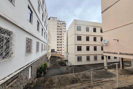 Área comum de apartamento para alugar com 2 quartos, 61m² em Centro, Juiz de Fora